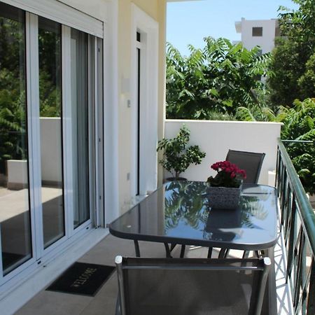 New Minimal Apartment,10' From Athens Airport Спата Екстер'єр фото