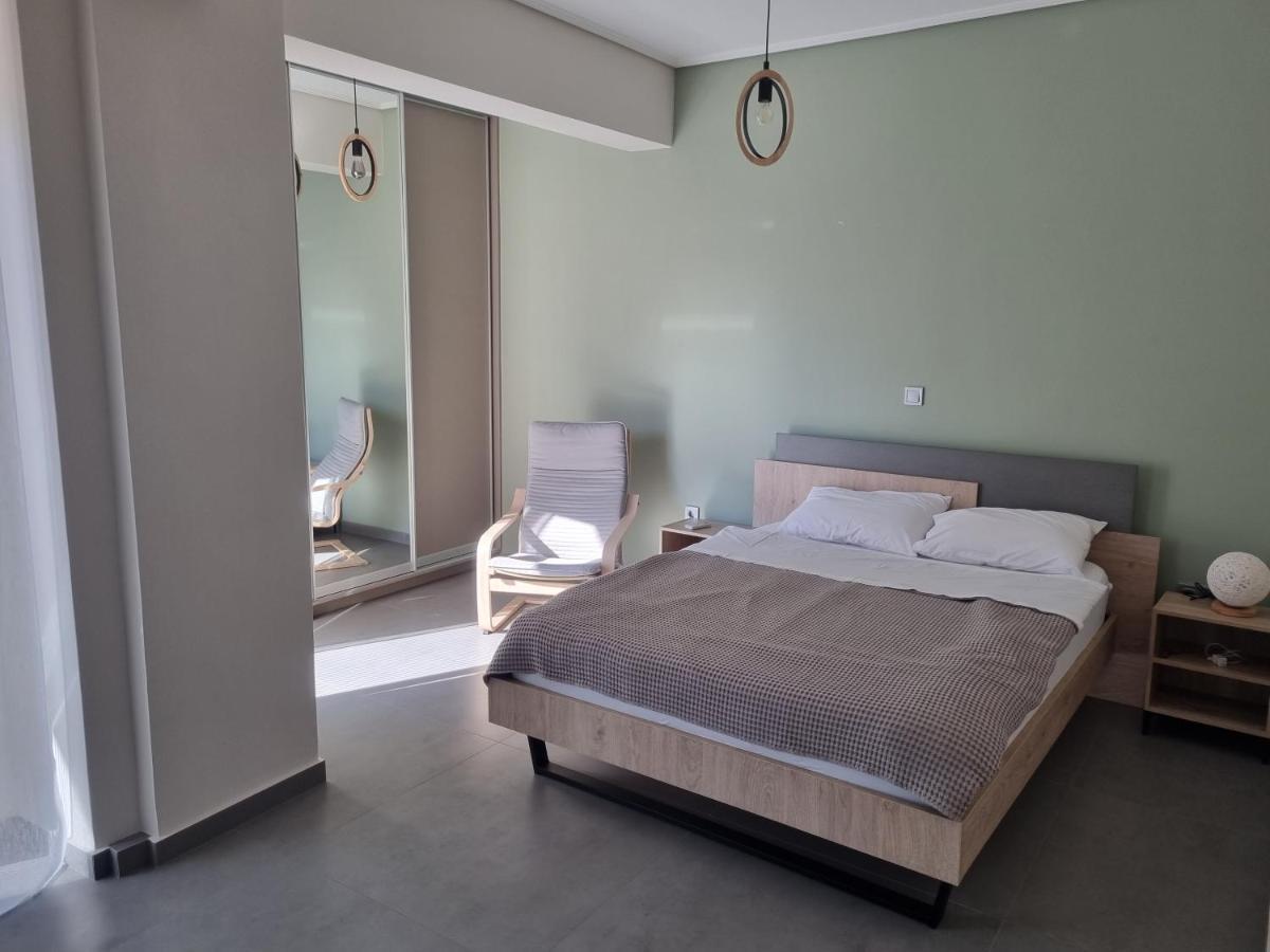 New Minimal Apartment,10' From Athens Airport Спата Екстер'єр фото